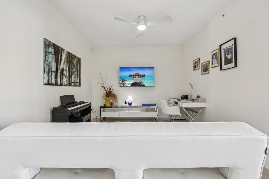 2640 Lake Shore Drive - Photo 18