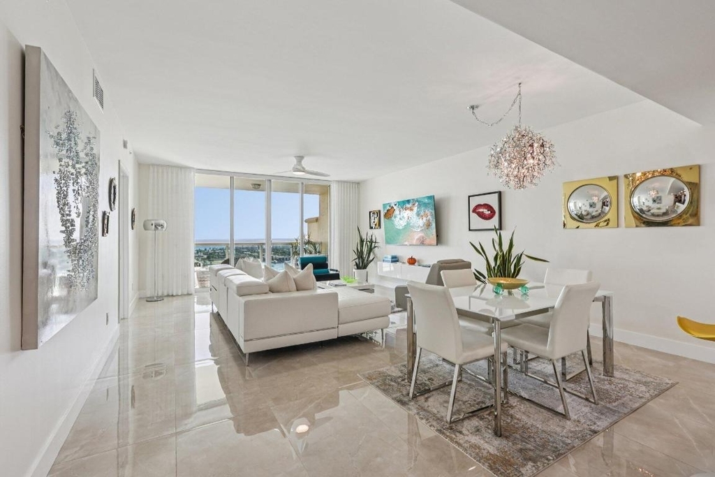 2640 Lake Shore Drive - Photo 4