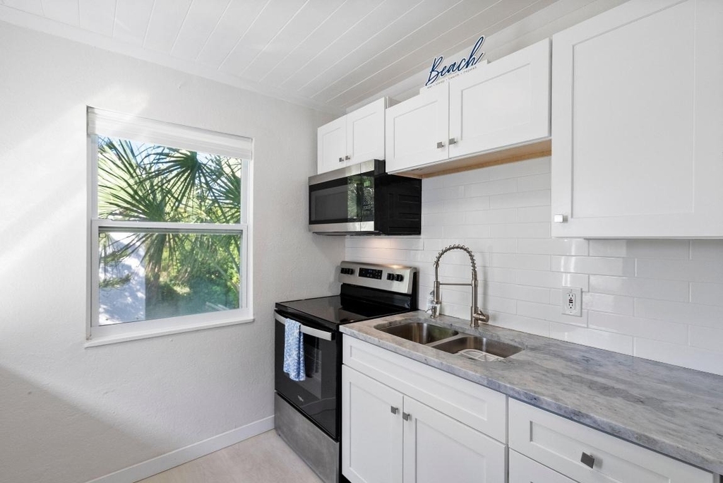 670 Hernando Street - Photo 6