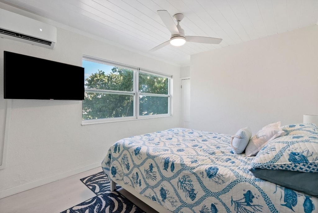 670 Hernando Street - Photo 13