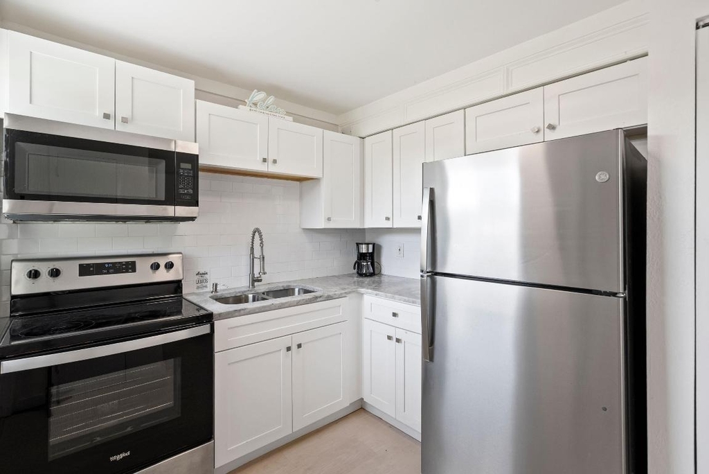 670 Hernando Street - Photo 5
