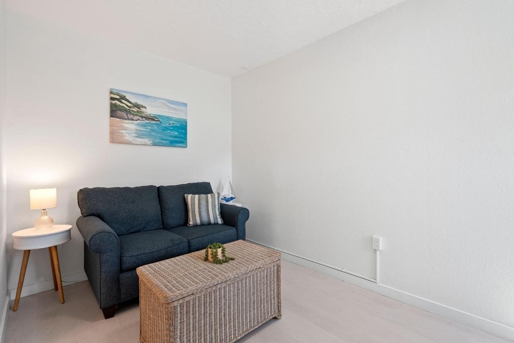 670 Hernando Street - Photo 8