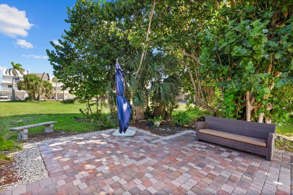 670 Hernando Street - Photo 23
