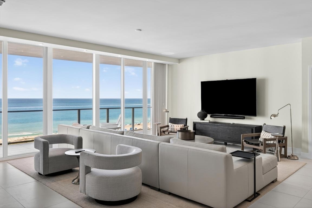 3100 N Ocean Drive - Photo 0