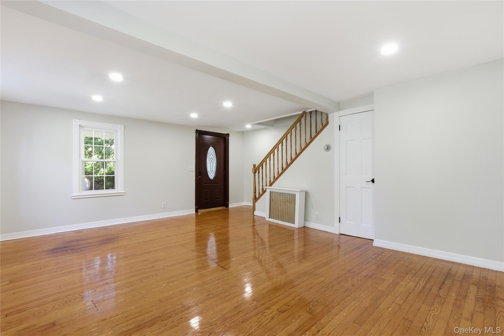 39 Cox Avenue - Photo 6