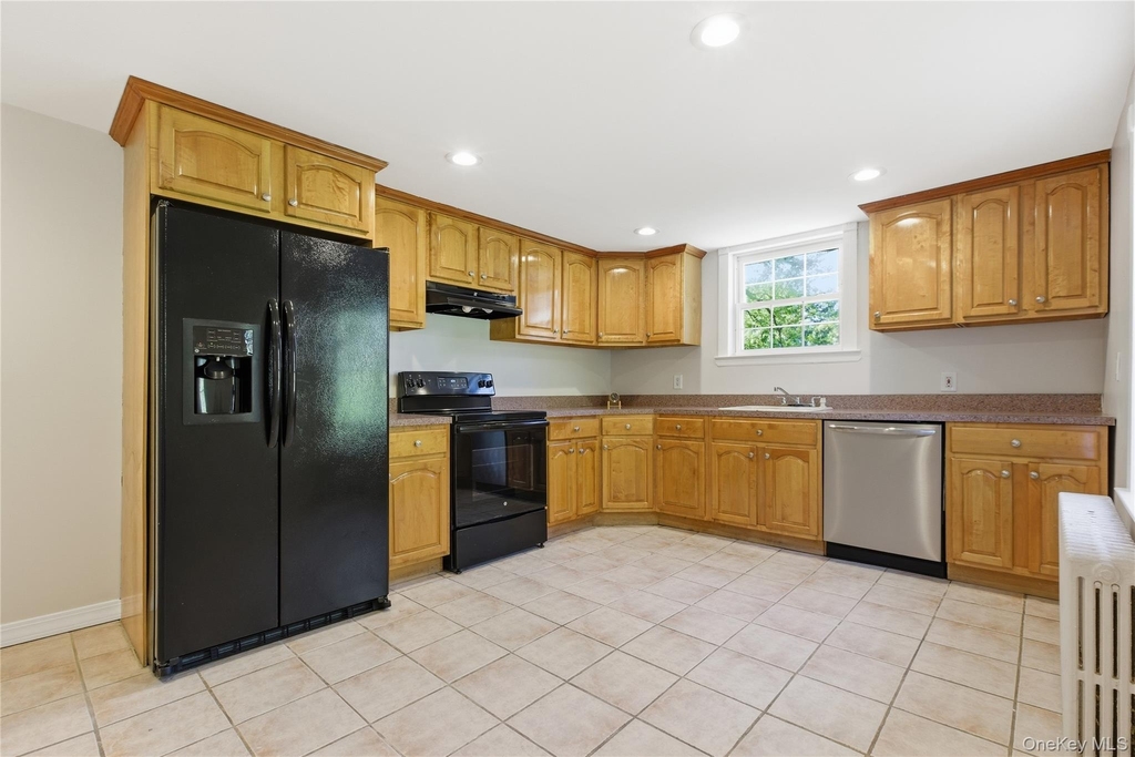 39 Cox Avenue - Photo 10