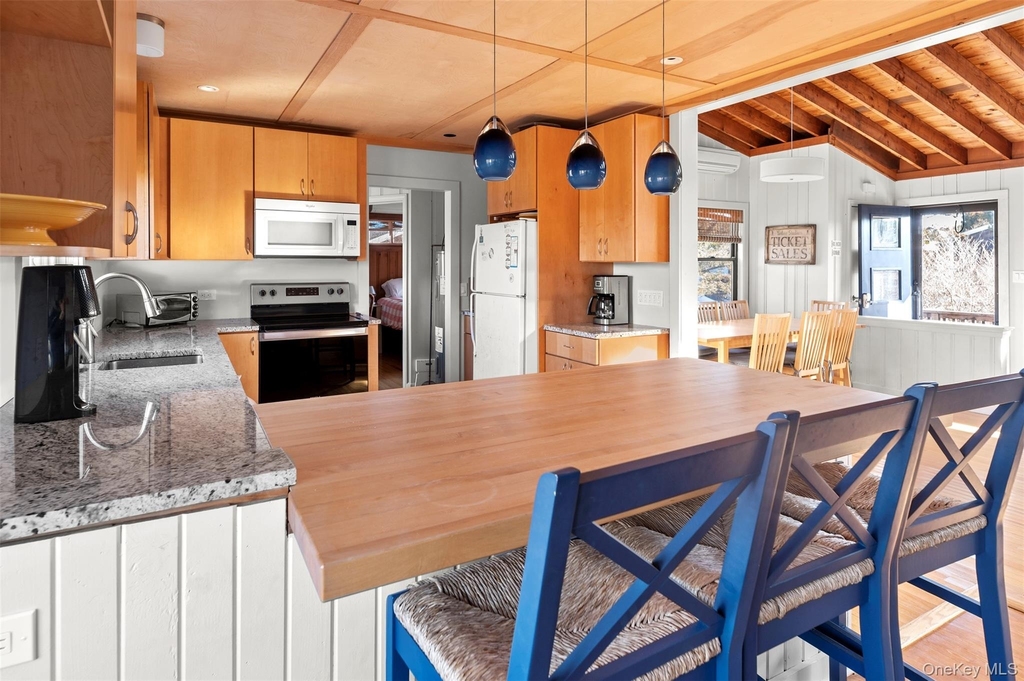 35 Sloop Walk - Photo 3