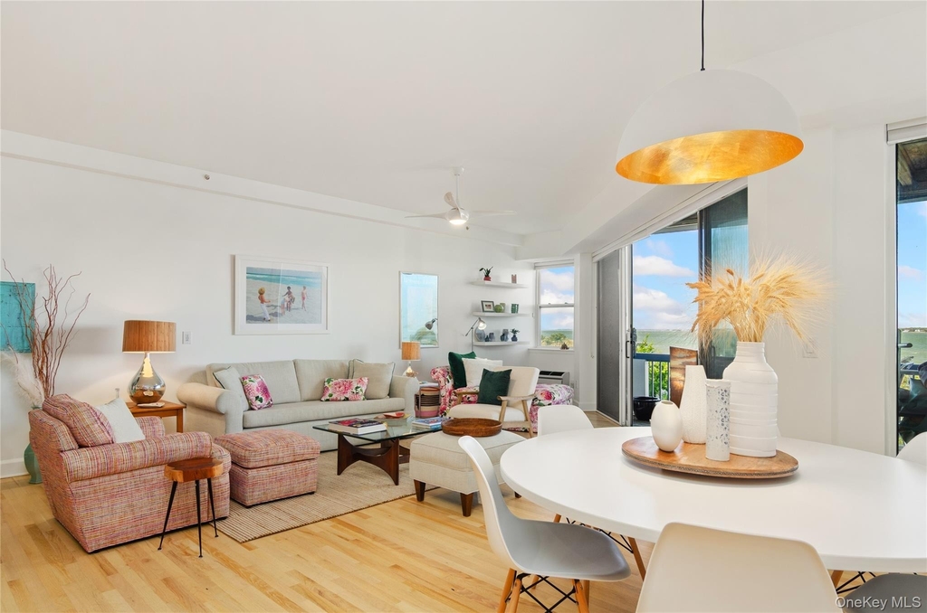 260 Dune Road - Photo 0