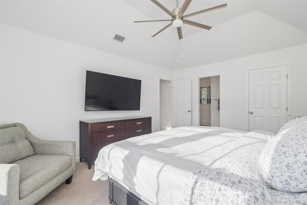16 Mastro Court - Photo 19