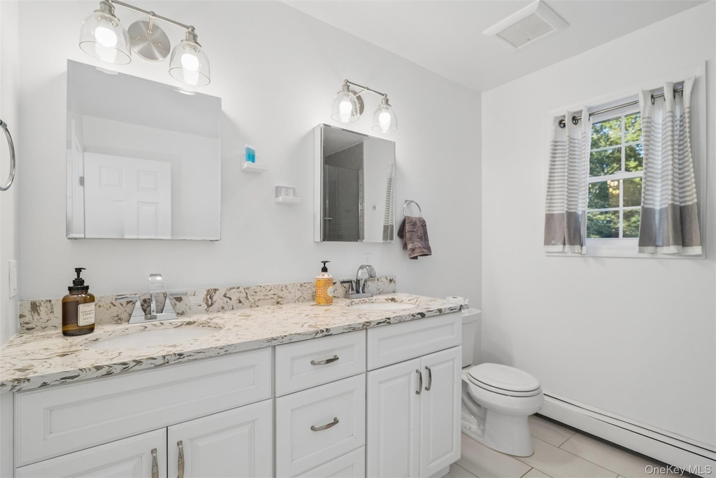 16 Mastro Court - Photo 20