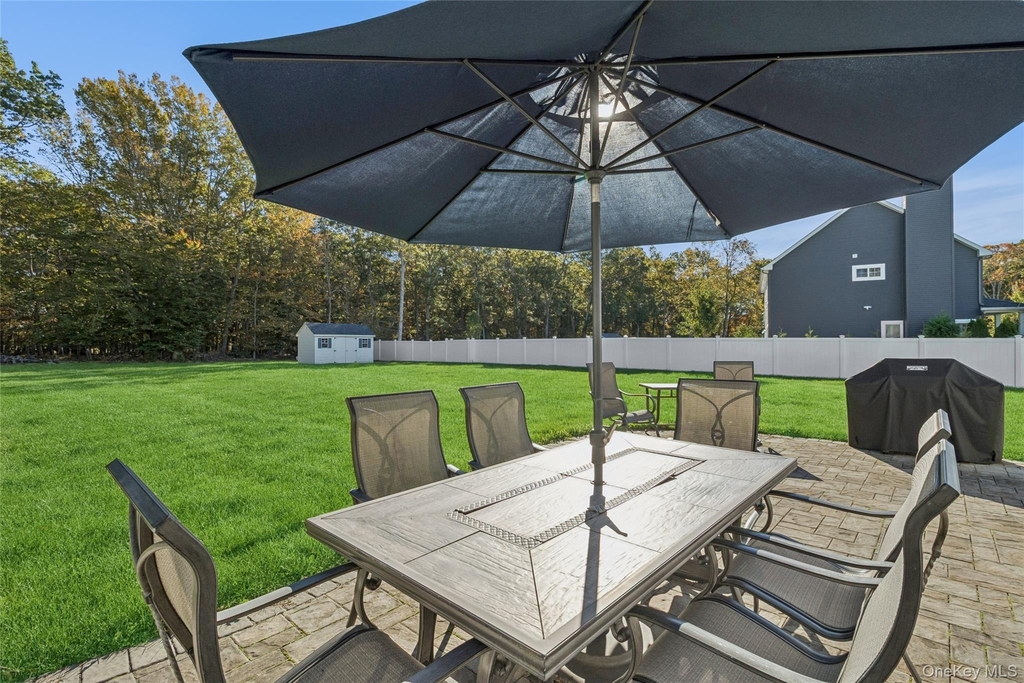 16 Mastro Court - Photo 29