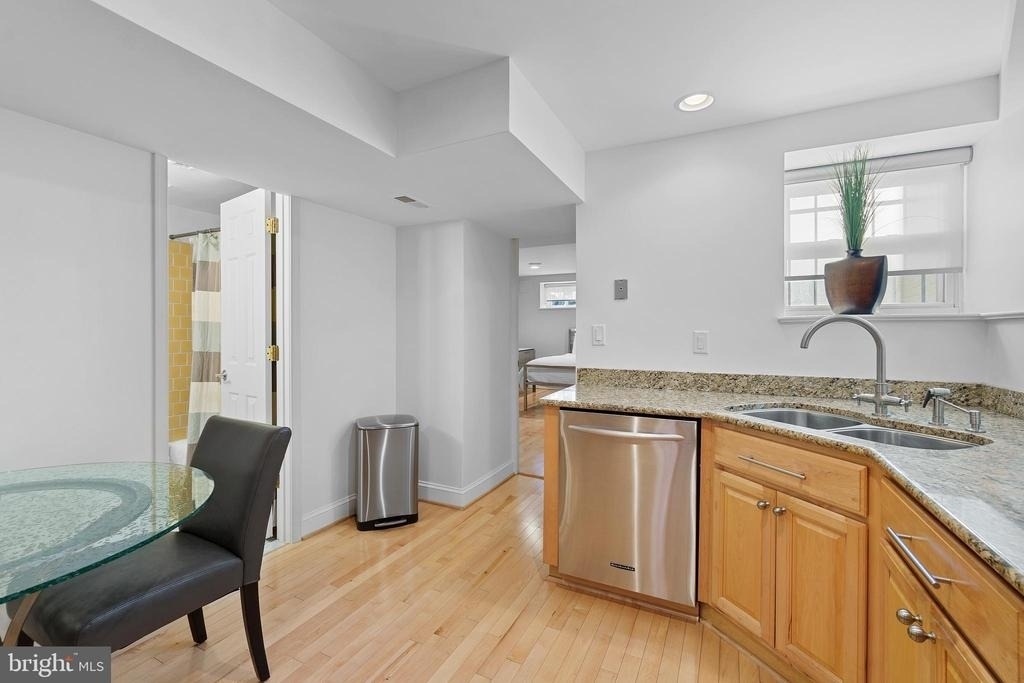 936 T Street Nw - Photo 6