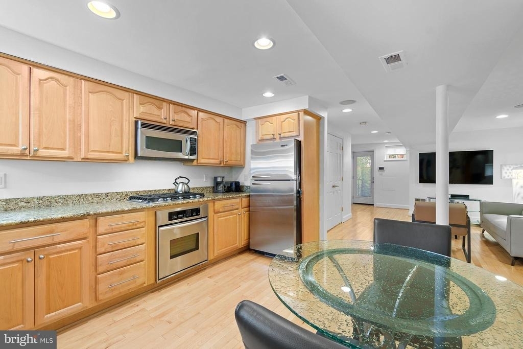 936 T Street Nw - Photo 8