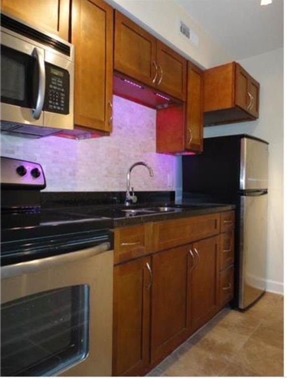 2020 S Congress Ave - Photo 4