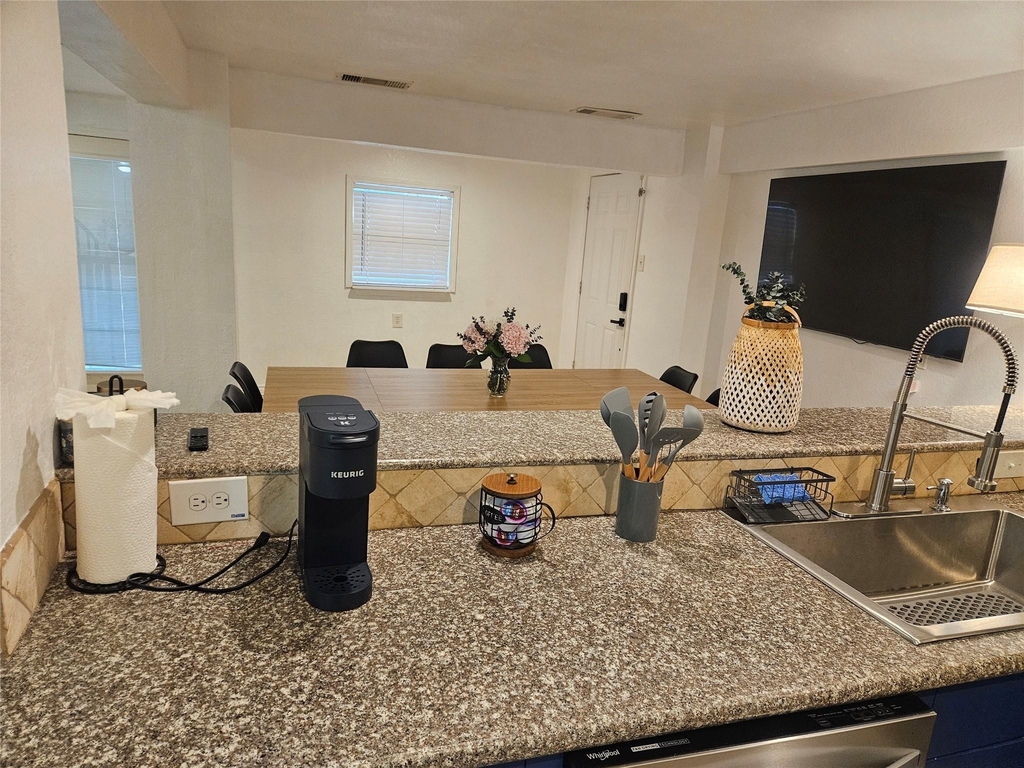 812 Marlin Street - Photo 25