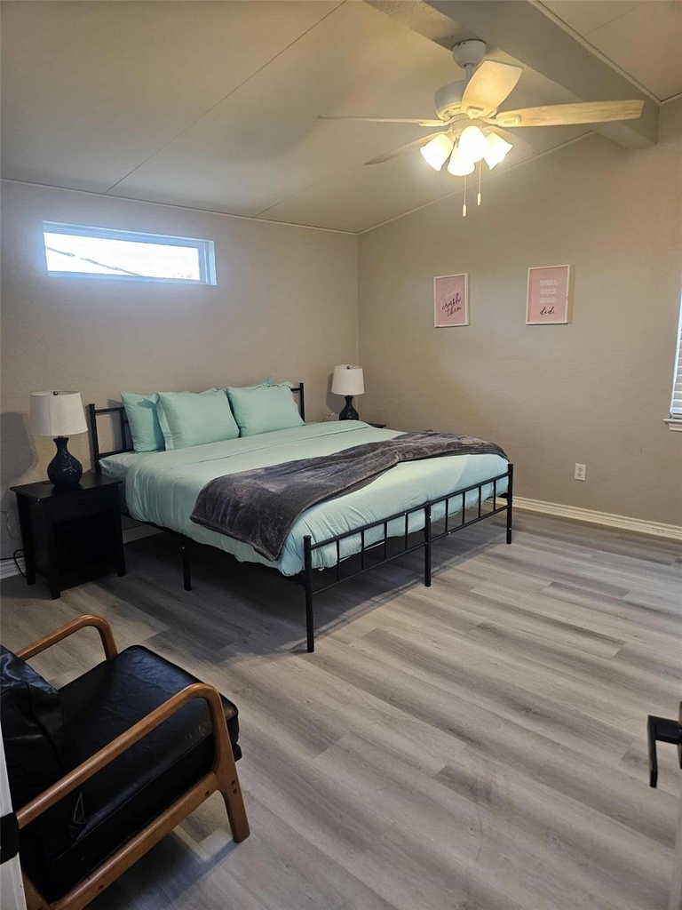812 Marlin Street - Photo 3