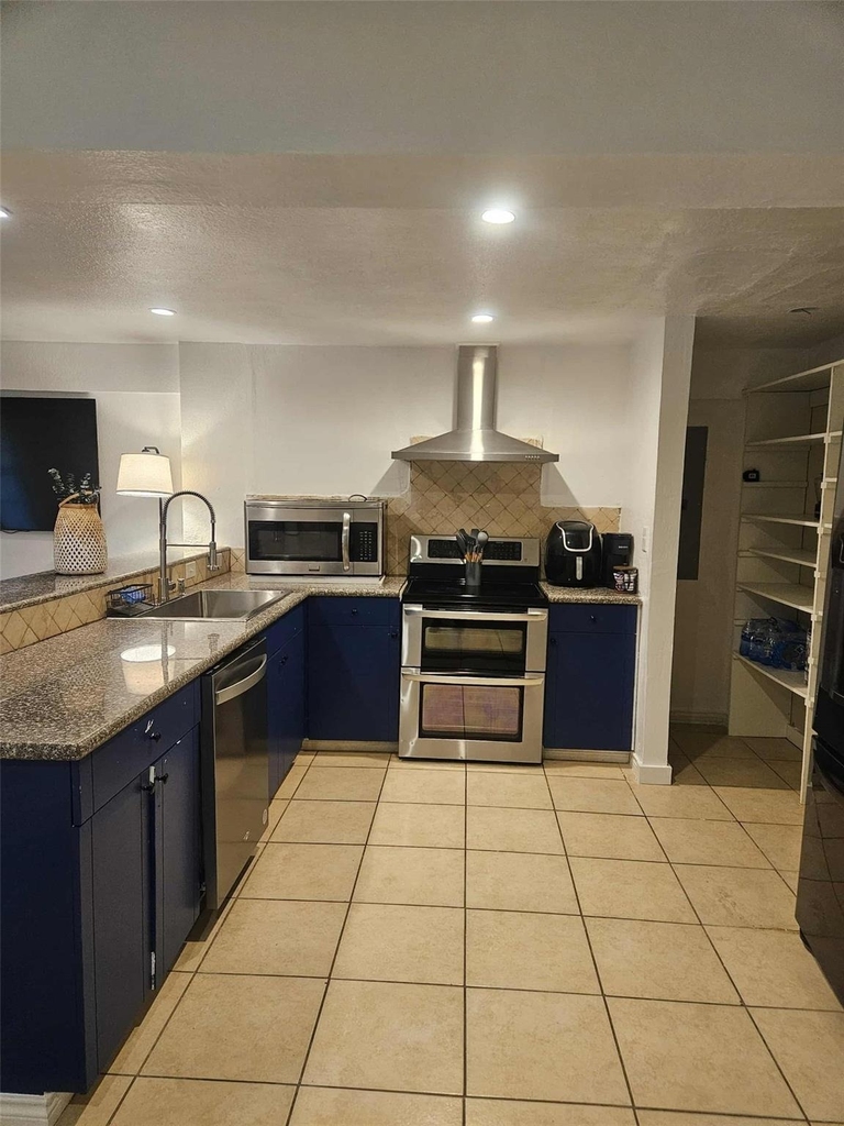 812 Marlin Street - Photo 44