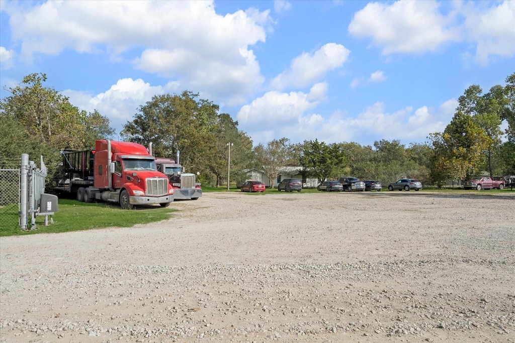 6219 Masters Road - Photo 1