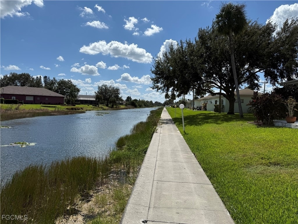 738 Joel Boulevard - Photo 10