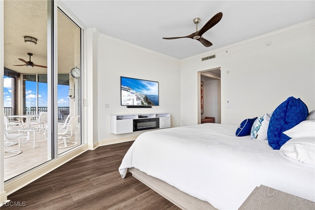23750 Via Trevi Way - Photo 3