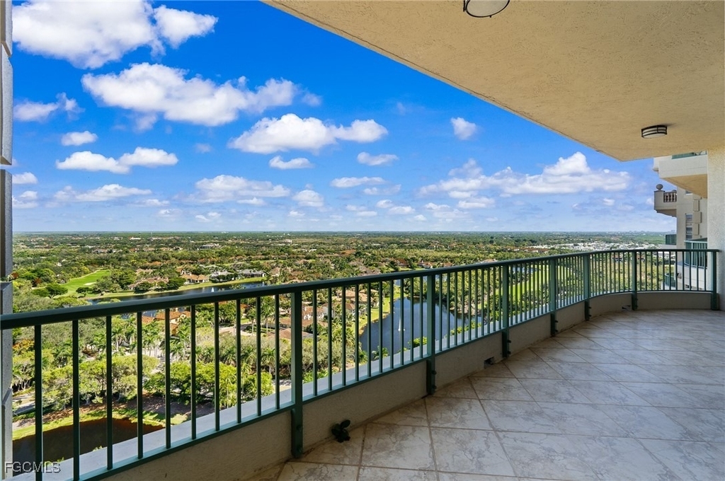 23750 Via Trevi Way - Photo 11