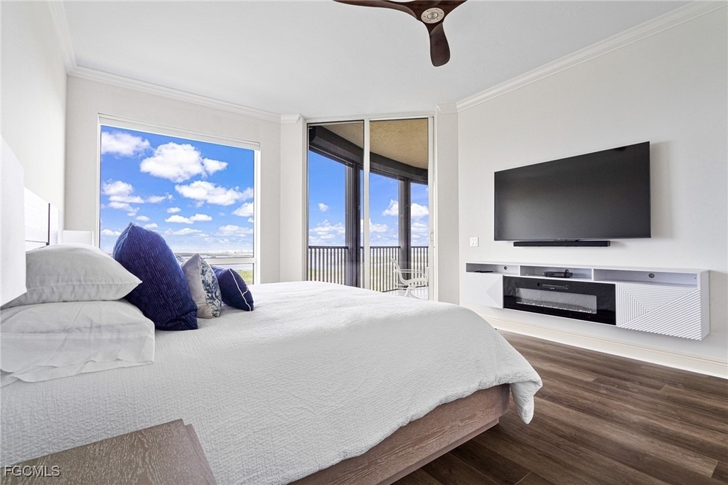 23750 Via Trevi Way - Photo 2