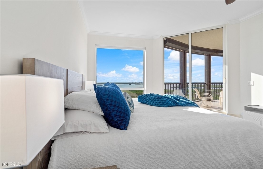23750 Via Trevi Way - Photo 4