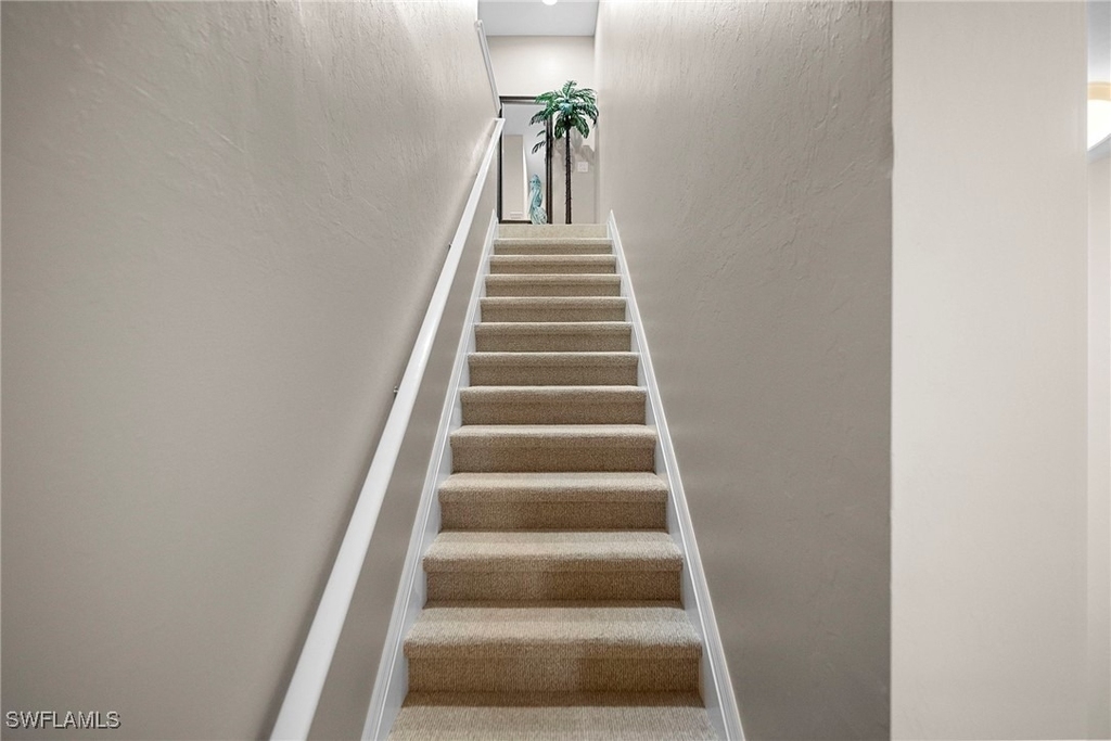 23520 Alamanda Drive - Photo 6