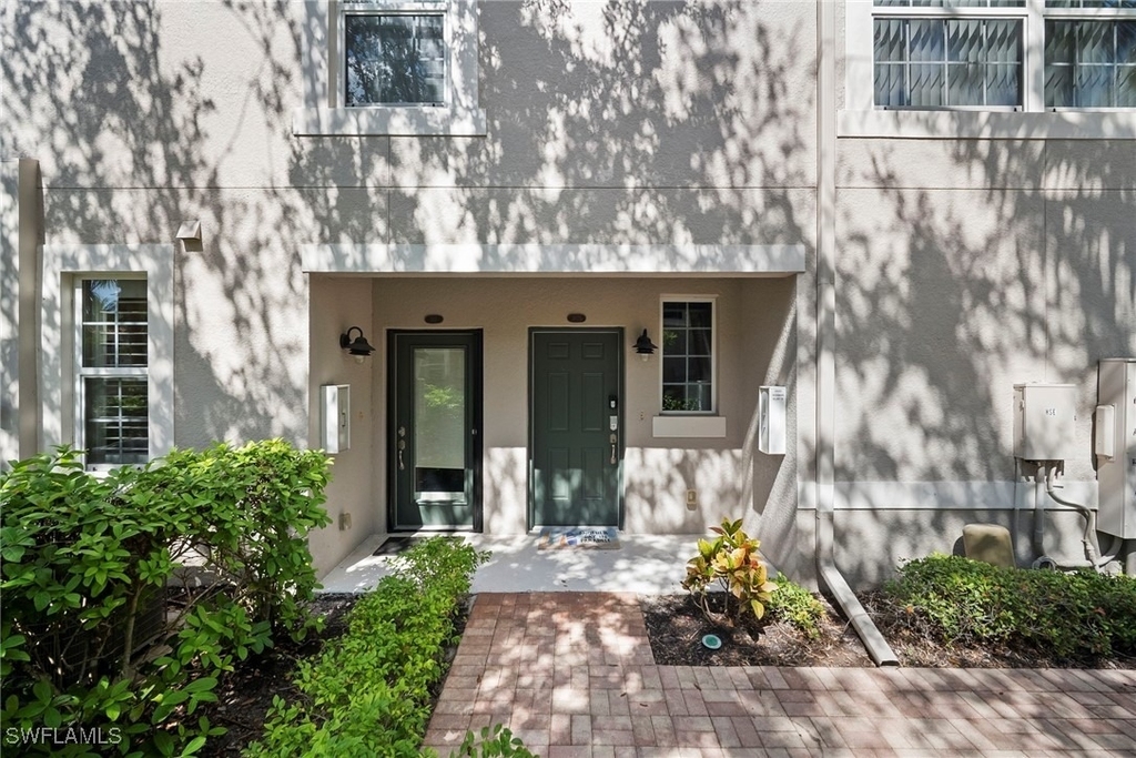23520 Alamanda Drive - Photo 5