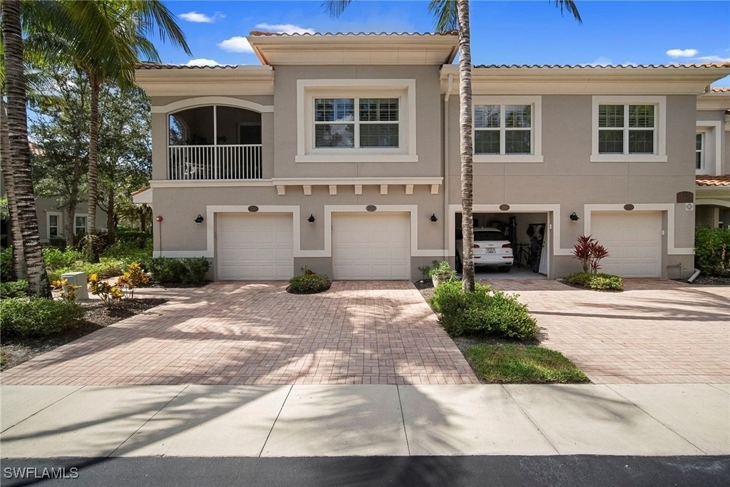 23520 Alamanda Drive - Photo 3