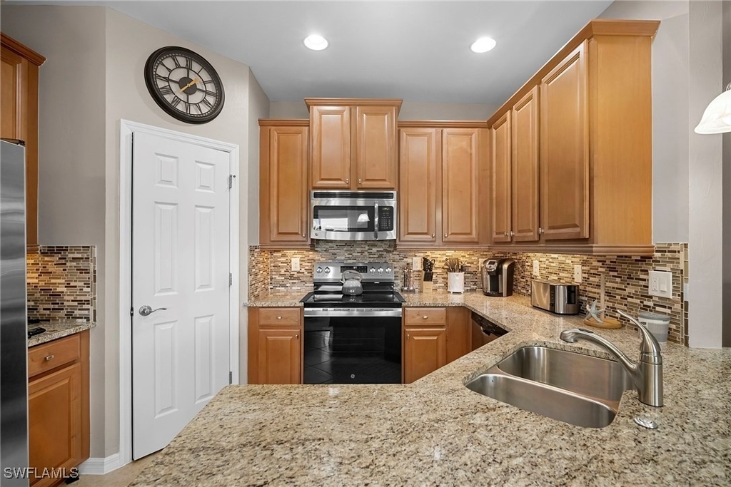 23520 Alamanda Drive - Photo 13