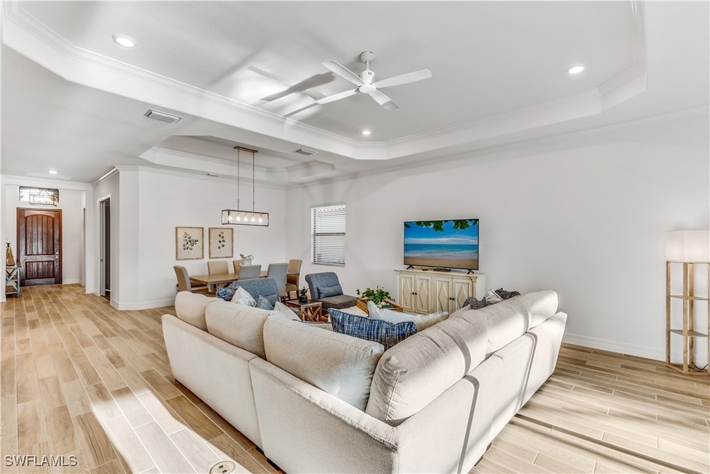 28081 Foxrock Court - Photo 4