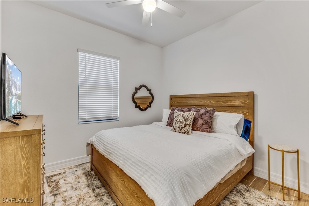 28081 Foxrock Court - Photo 12