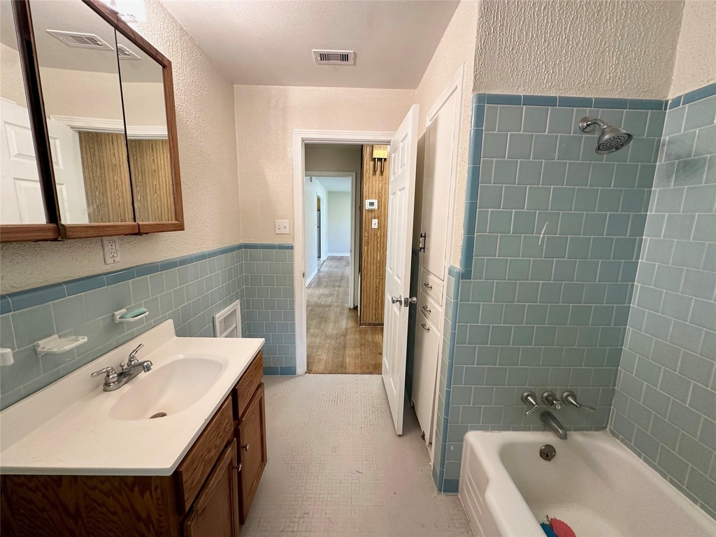 6 Southlawn Circle - Photo 14