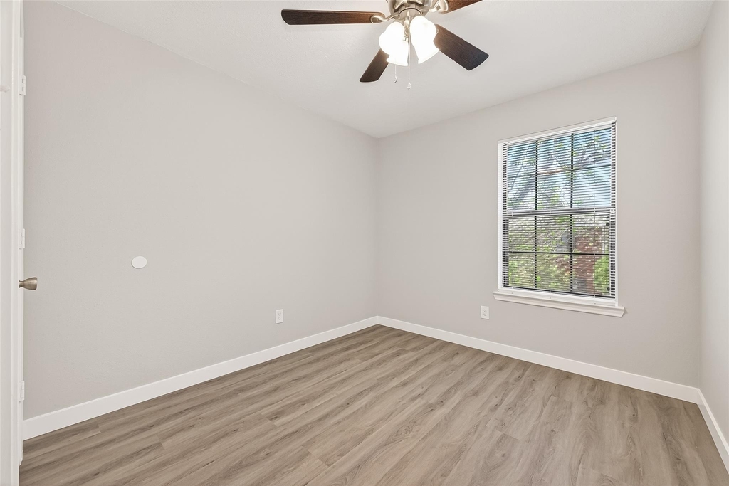 8617 Mapletwist Street - Photo 28