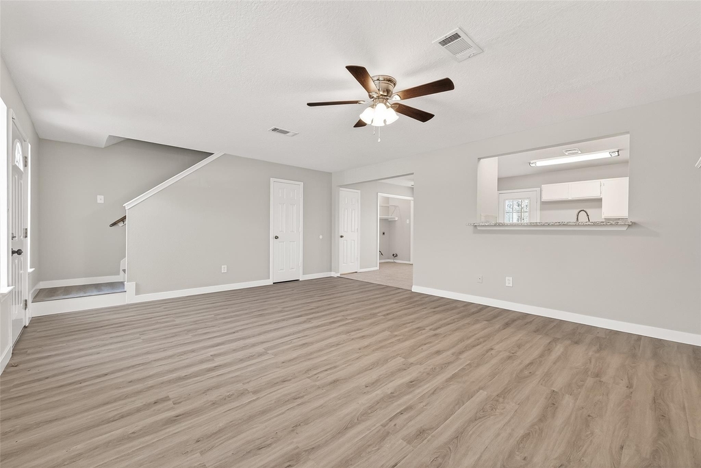 8617 Mapletwist Street - Photo 8