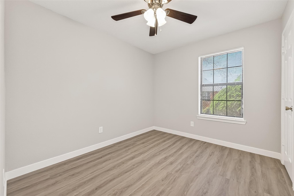 8617 Mapletwist Street - Photo 24