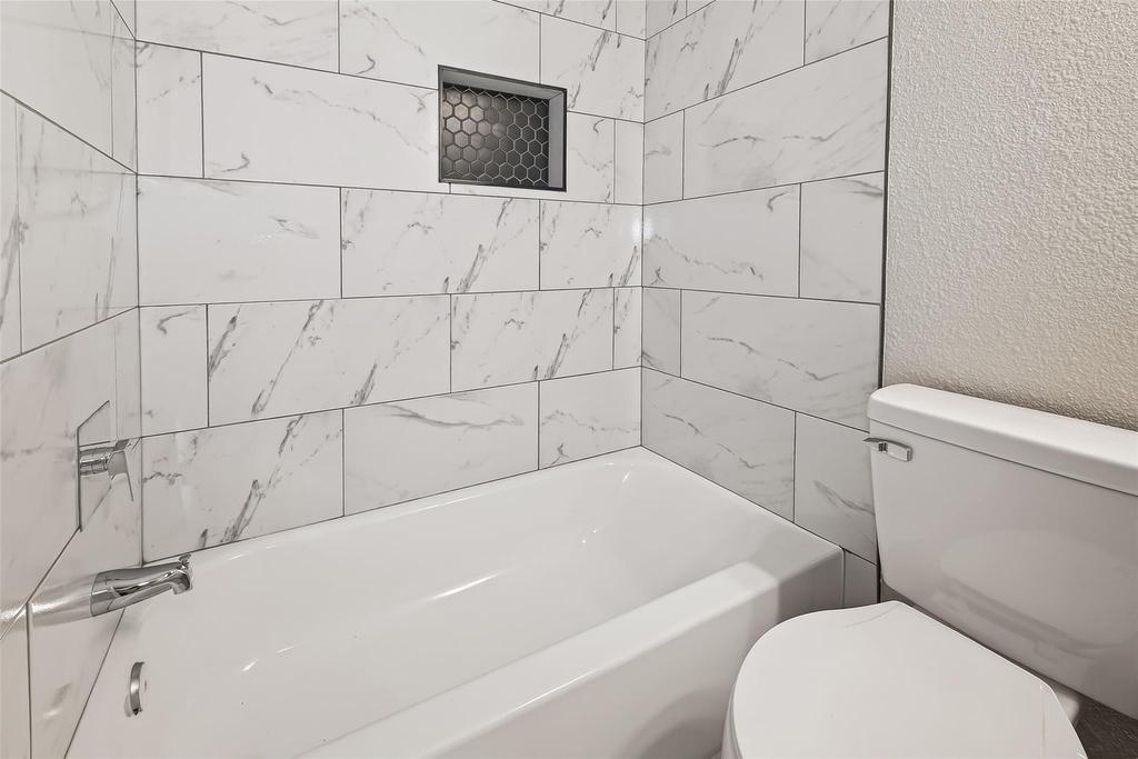 8617 Mapletwist Street - Photo 27