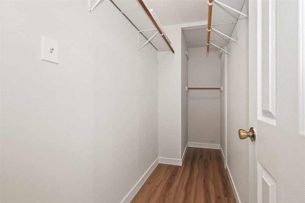 8617 Mapletwist Street - Photo 35