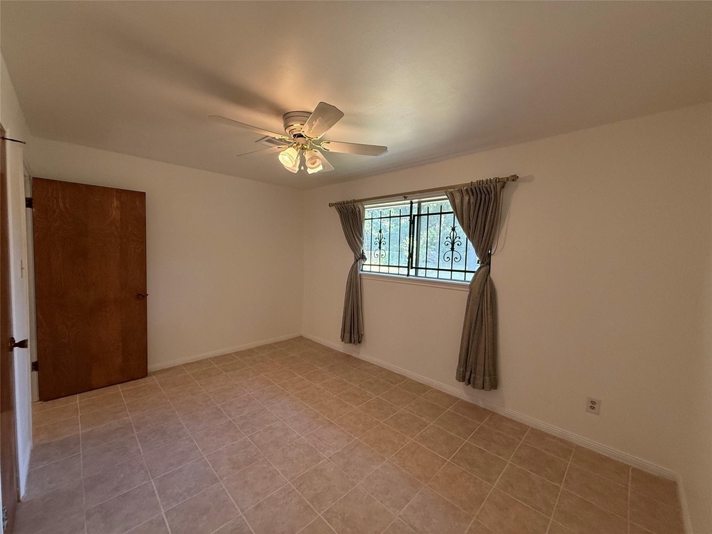 7325 Ley Road - Photo 25