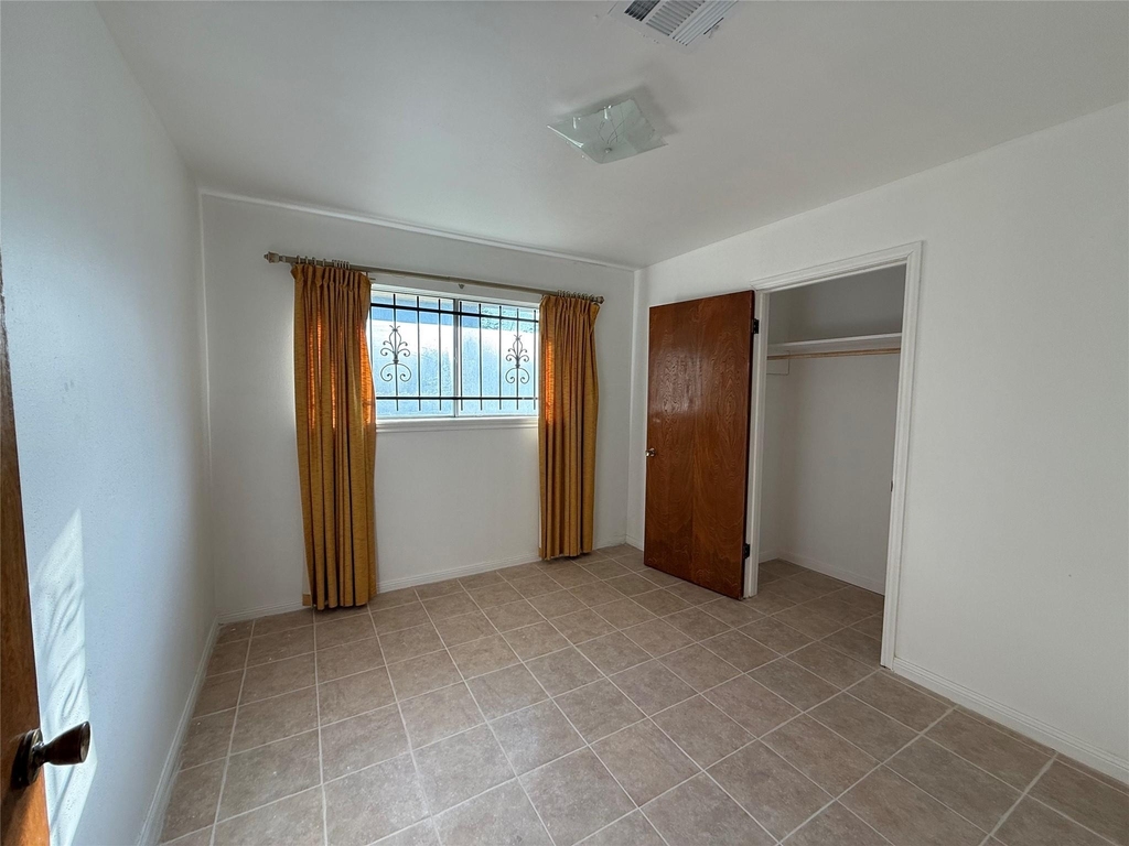 7325 Ley Road - Photo 22