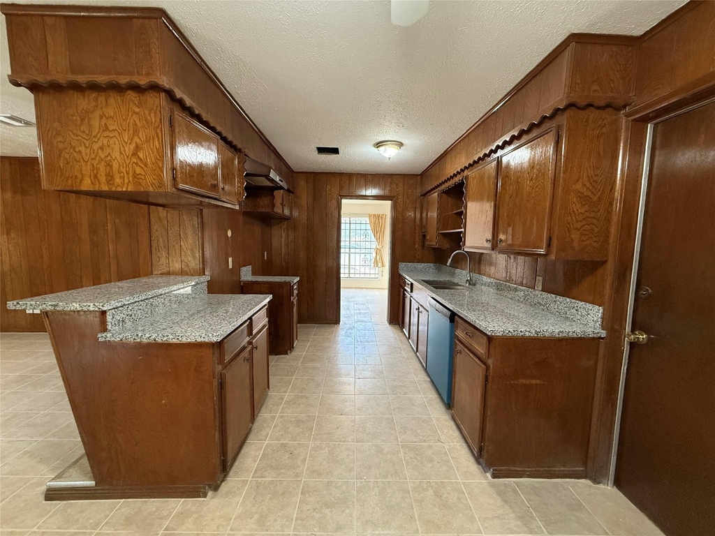 7325 Ley Road - Photo 16