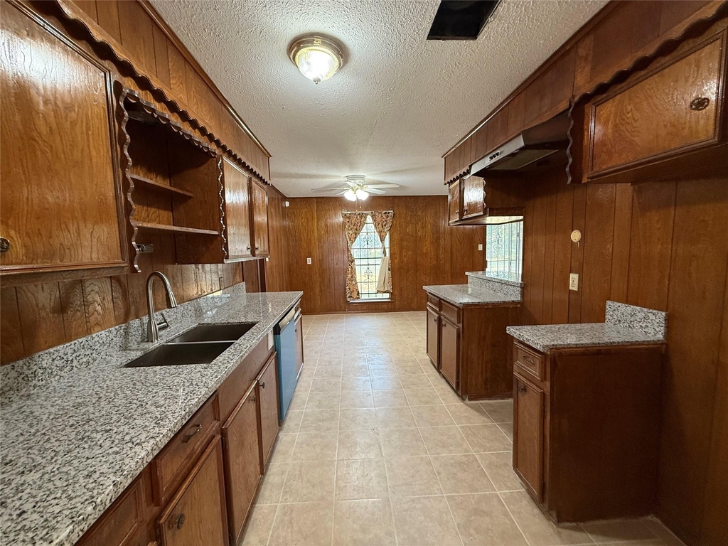 7325 Ley Road - Photo 13
