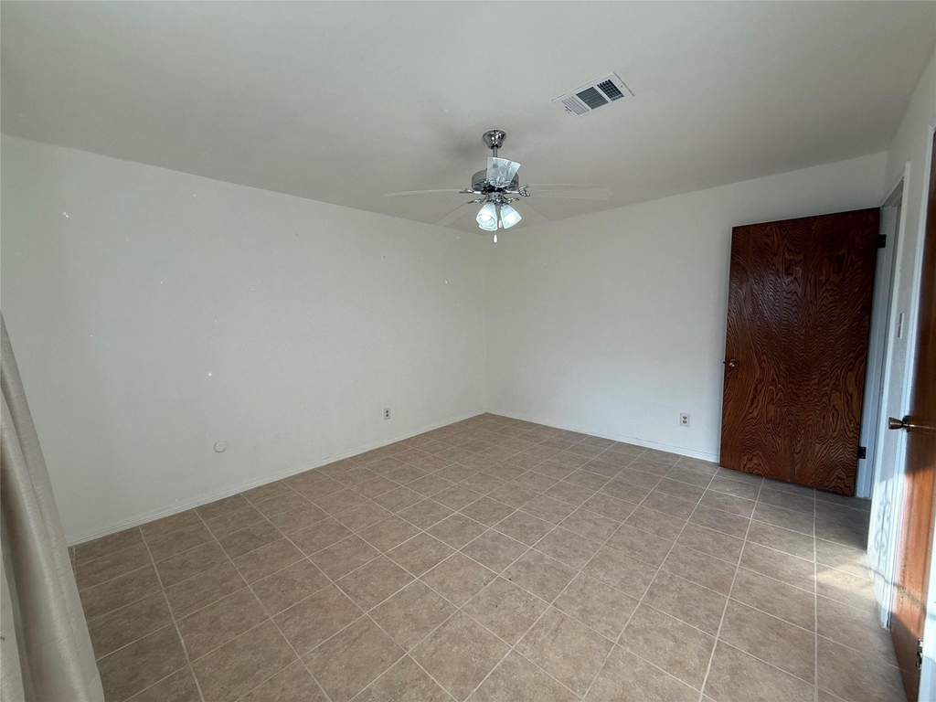 7325 Ley Road - Photo 37