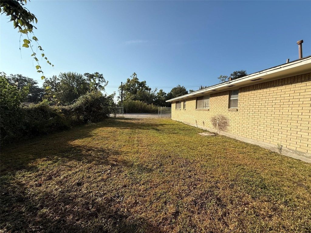 7325 Ley Road - Photo 43