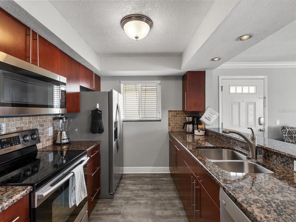 185 Brightwater Drive - Photo 17