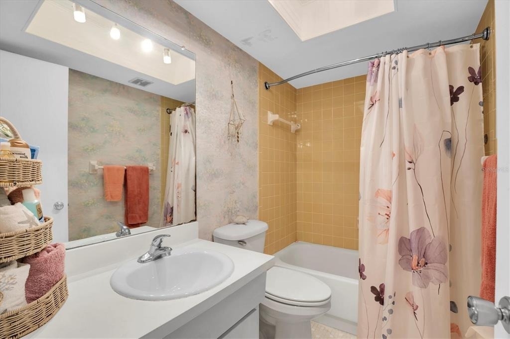 5575 Gulf Boulevard - Photo 17