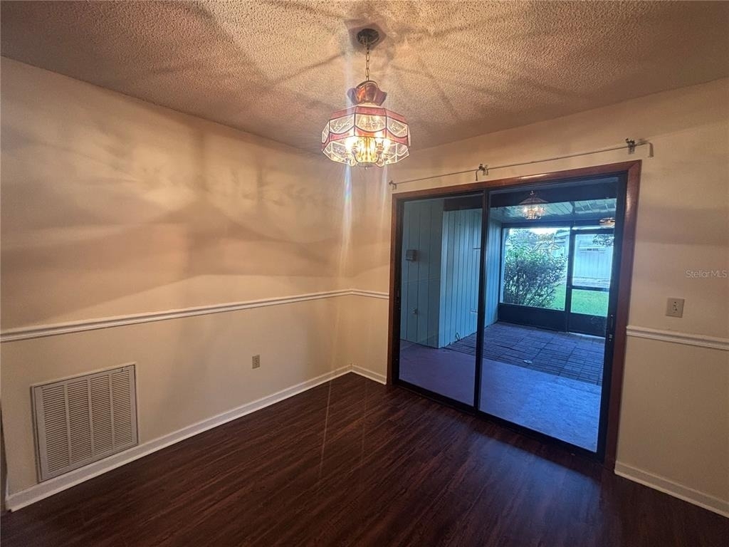 10211 Sw 93rd Court - Photo 5