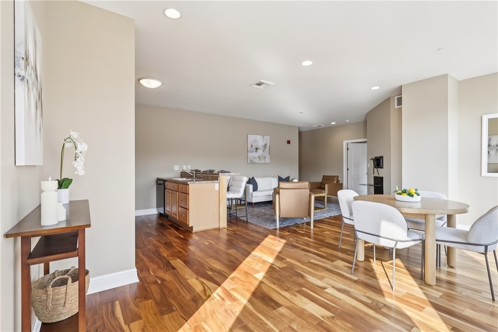 151 Fort Pitt Blvd - Photo 13