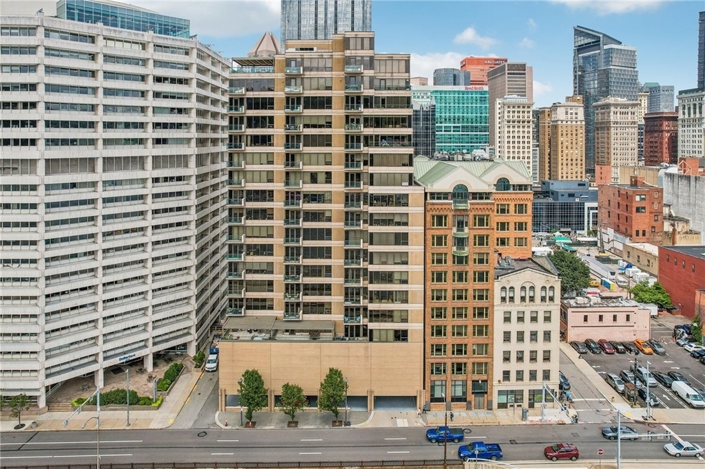151 Fort Pitt Blvd - Photo 36